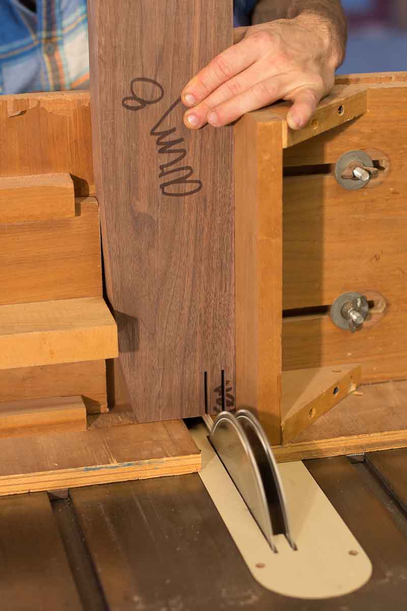 rocking chair arm tenon fixture