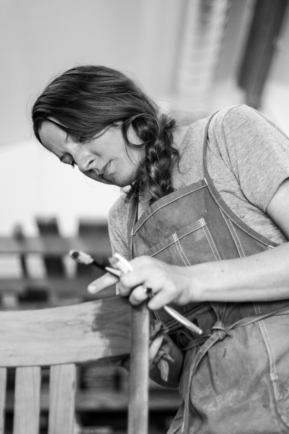 Autumn washing glue from a barstool