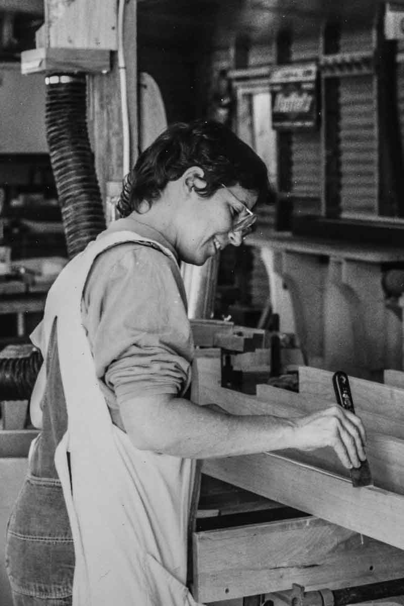 Tami laminating table top