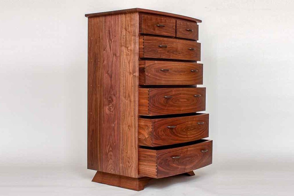 seven drawer chest