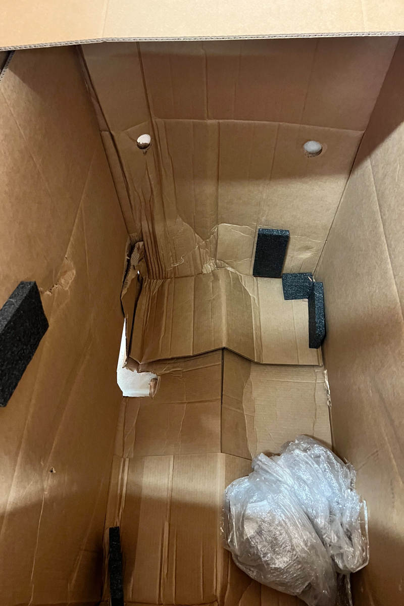 Bad stuff, damaged crate from shipping
