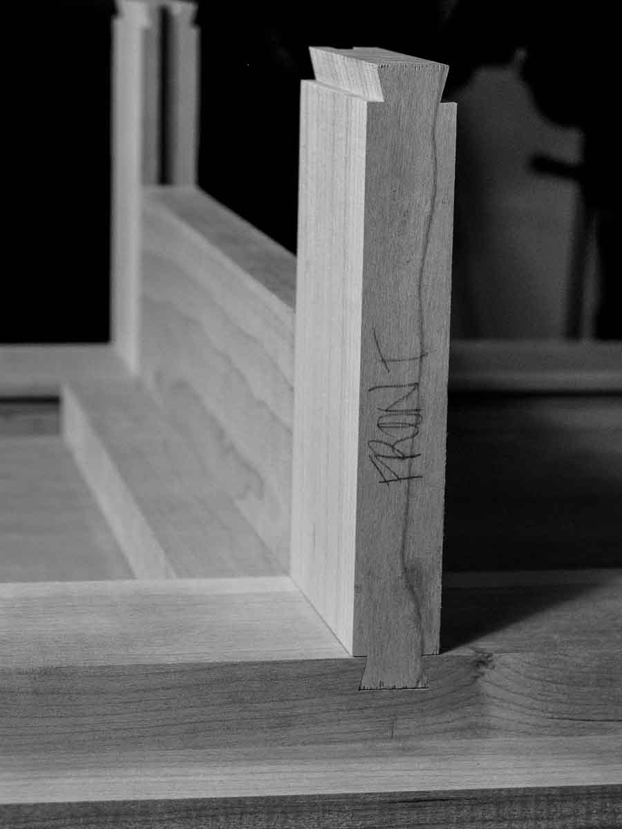 assembling a sliding dovetail joint 4