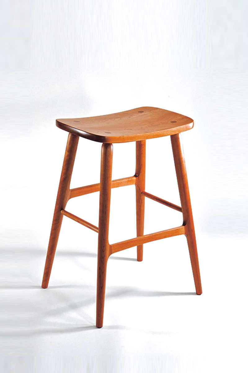 Berry Barstool in Cherry studio 2/3