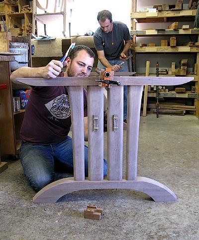 Assembling trestle base wp