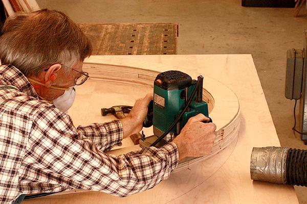 Cutting out the ellipse form wp